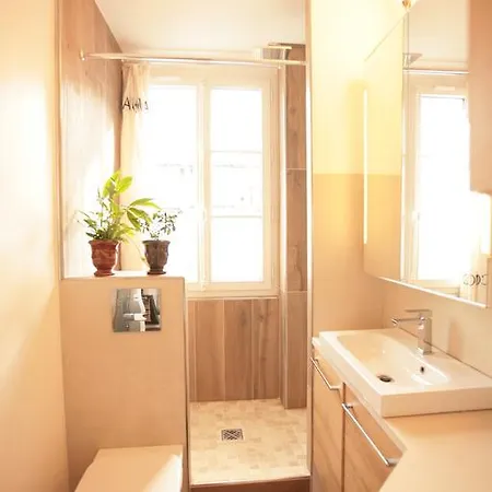 Left Bank One Bedroom Appartamento