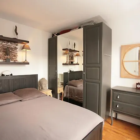 Left Bank One Bedroom *